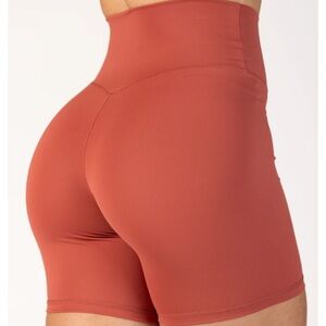 Ptula Sweeney 6” shorts